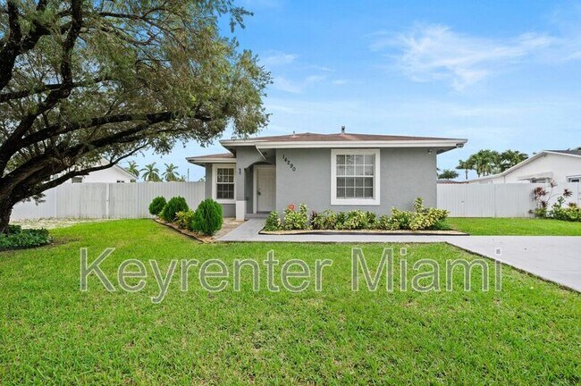 Foto del edificio - 14290 SW 287th St