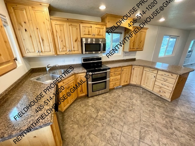 Building Photo - 42 E 400 S