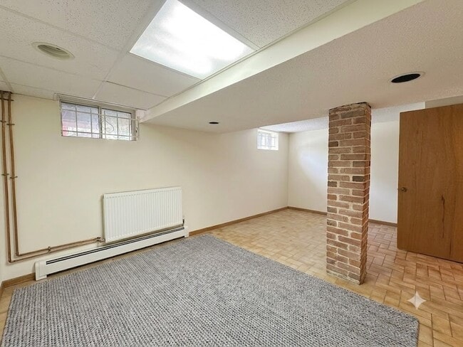 Building Photo - 41 Dalton Rd