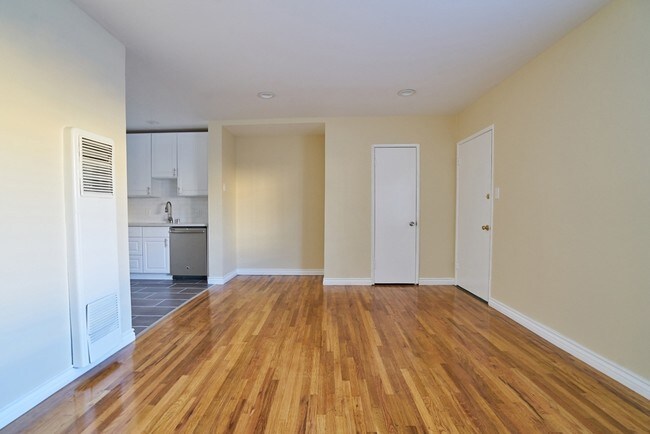 Interior Photo - 1024 Pico Blvd