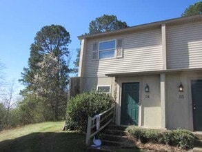 Building Photo - 34 Edgehill Cove