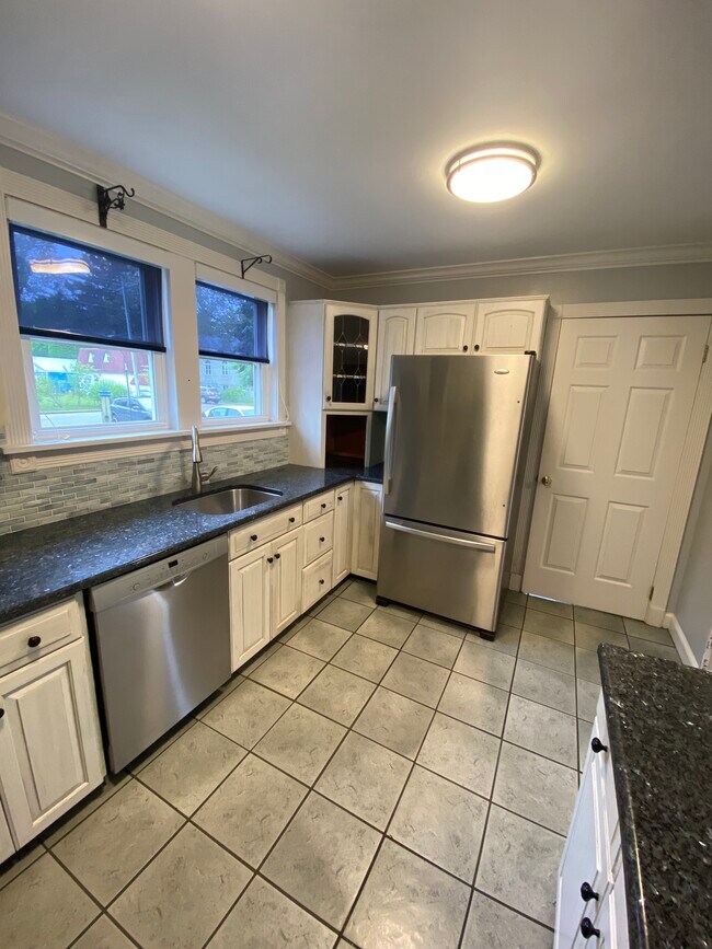 Cocina - 221 Dickinson Rd