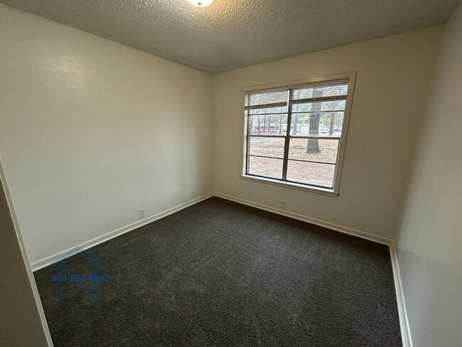 Foto del edificio - 1101 N Kings Hwy