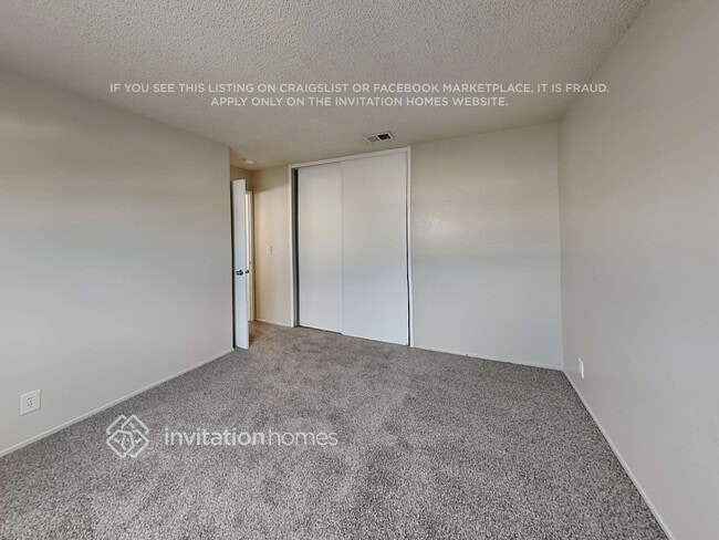 Foto del edificio - 2478 Baltic Dr