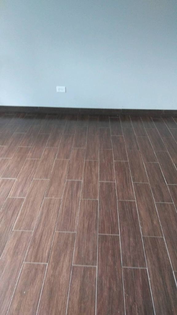 Foto del edificio - 480 E 5th Ct