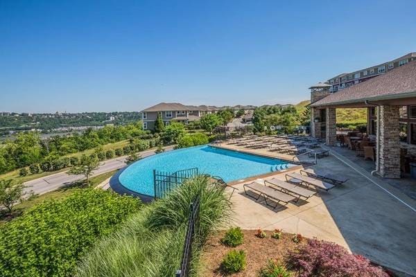 Primary Photo - 567 Riverpointe Dr