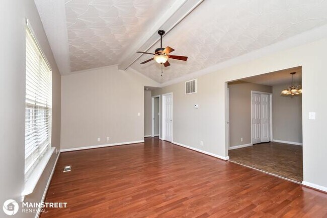 Foto del edificio - 173 Fern Way, Mount Washington, KY 40047