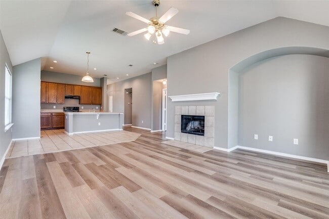 Building Photo - 7702 Decoy Dr