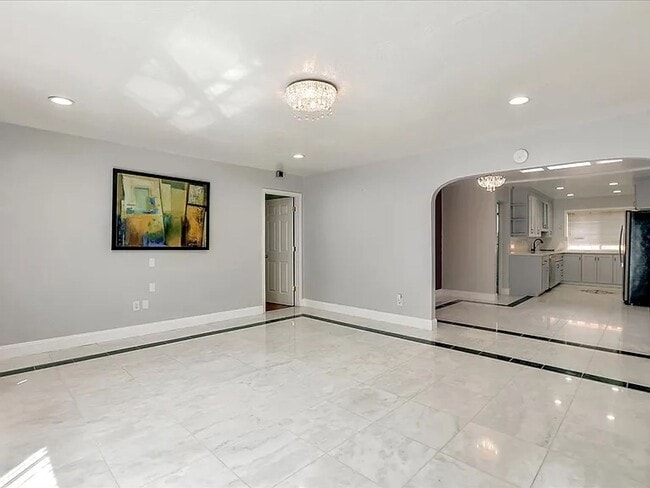 Building Photo - BEAUTIFUL HOME IN SANTA CLARA