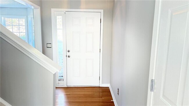 Foto del edificio - 273 Bainbridge Cir