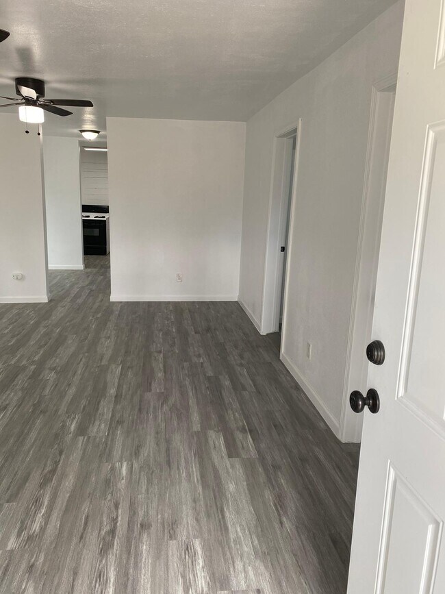 Foto del edificio - 1003 Live Oak St