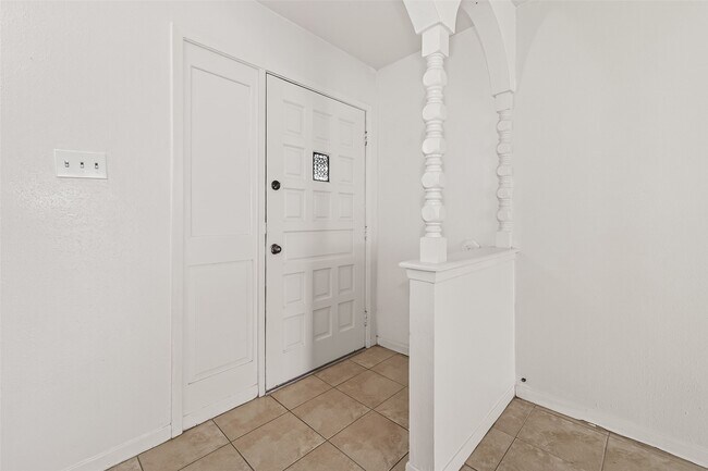 Foto del edificio - 9302 Eblen Dr