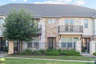 Building Photo - 9521 Towne Lake Pkwy