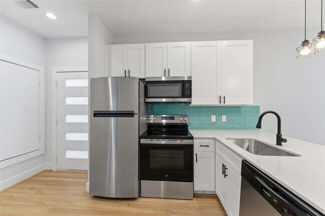 Foto del edificio - 5420 Elysian St