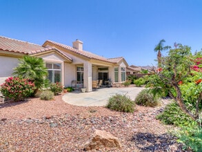Building Photo - 78659 Yellen Dr