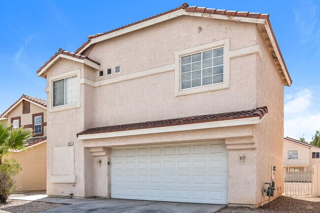 Building Photo - 1011 Emerald Stone Ave