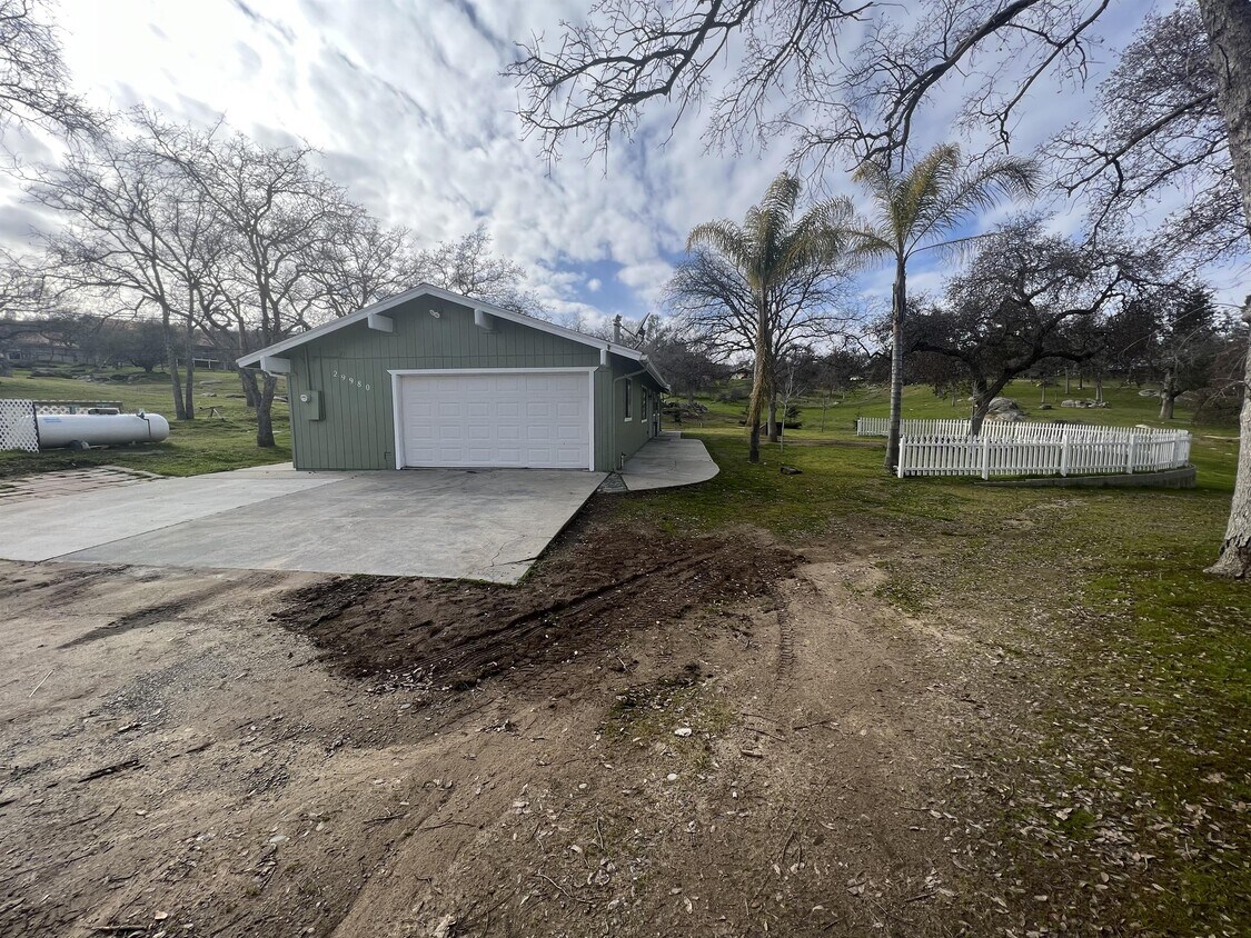 29980 Stetson Dr, Coarsegold, CA 93614 House for Rent in Coarsegold