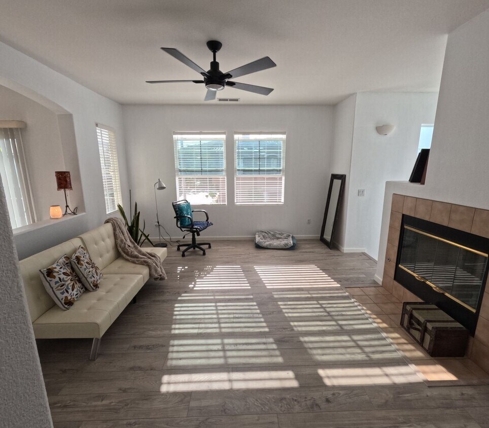 Primary Photo - 2 br, 2 bath House - 1425 Caminito Borrego