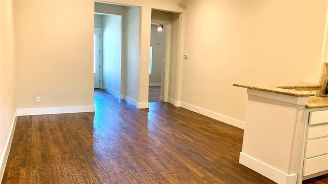 Building Photo - 3009 Solana Cir