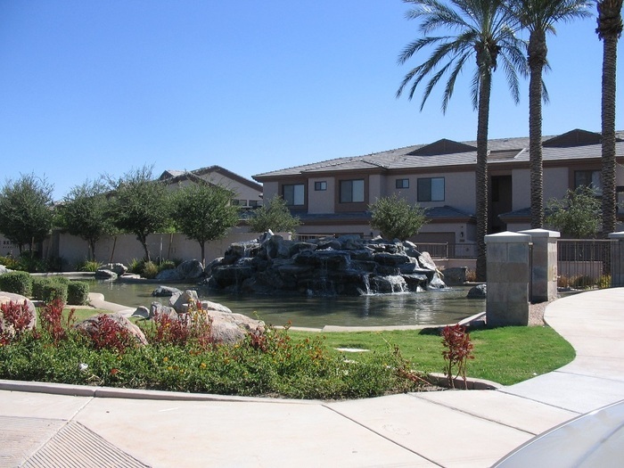 Primary Photo - 705 W Queen Creek Rd