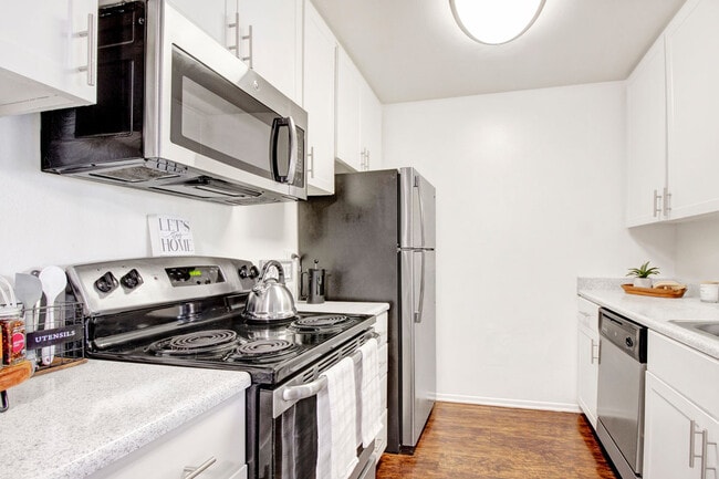 Building Photo - Olive Ridge Apartments
