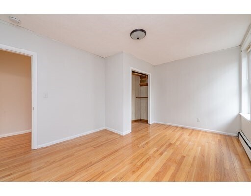 Foto del edificio - 24 Charter St