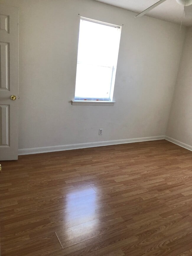 Foto del edificio - Apartment For Rent