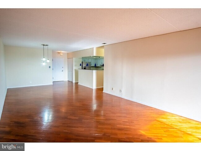 Foto del edificio - 20729 Valley Forge Cir