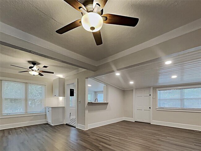 Foto del edificio - 3734 Burlington Ave N