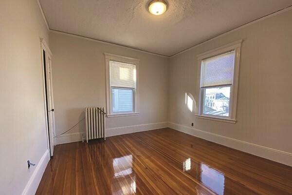 Building Photo - 115 Nesmith St