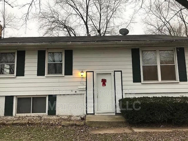 502 Mulberry St, Godfrey, IL 62035 House Rental in Godfrey, IL
