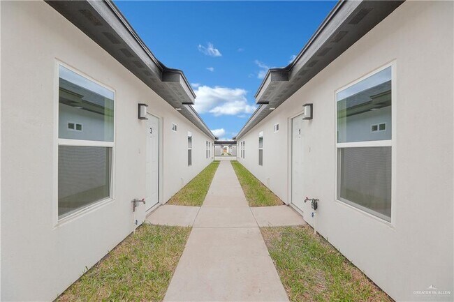 Foto del edificio - 15 E 24th St