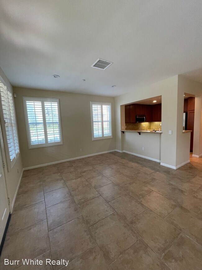 Building Photo - 3 br, 2.5 bath House - 119 Coral Rose