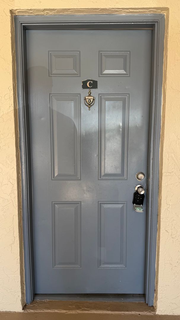 Building Photo - 2BR/2BA Ground-Floor Condo in Palm Beach Grande