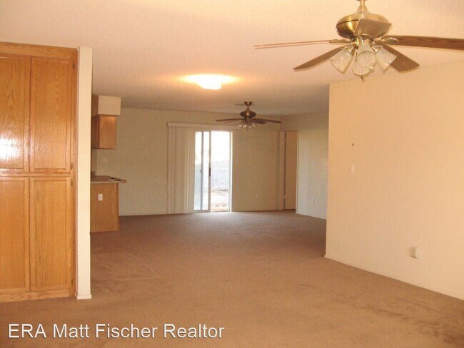 Building Photo - 4 br, 2 bath House - 11302 E. 25th St