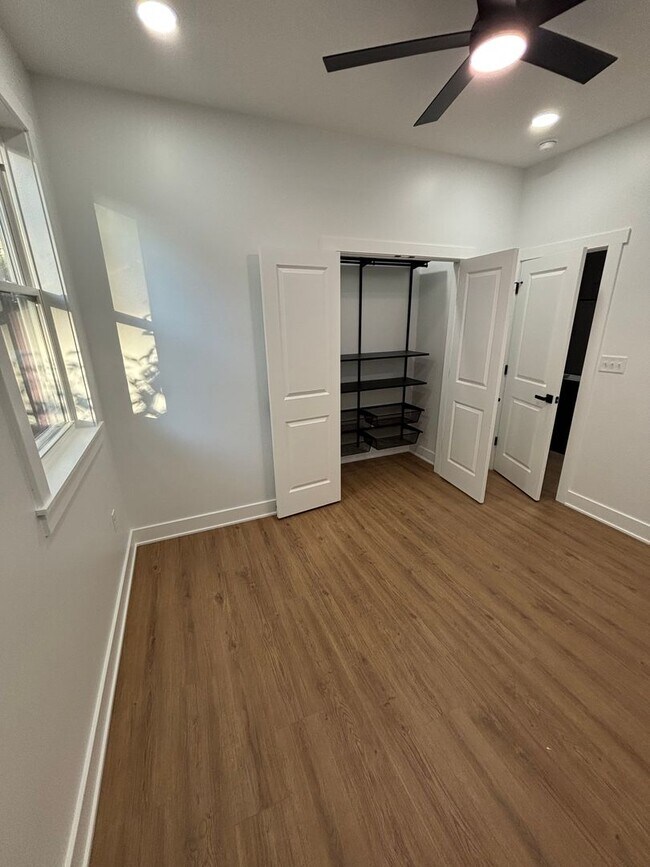 Foto del edificio - Brand-New Construction in the Heart of Indianapolis!