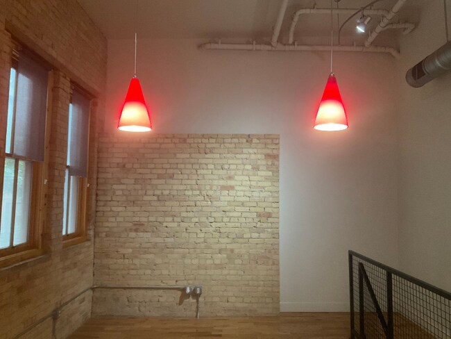 Photo - 342 W 200 S Apartment