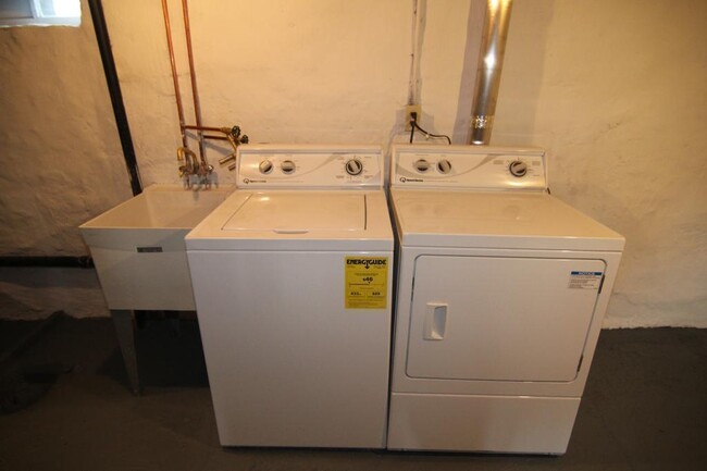 Laundry Area in Basement - 389 Fairview Ave N Unit 1