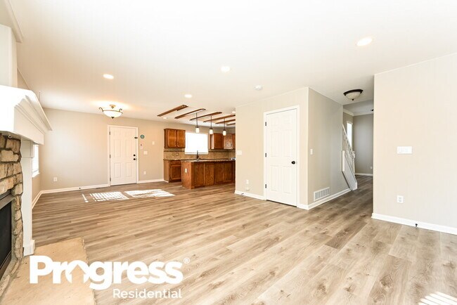 Building Photo - 6045 S Meadow Lark Pl