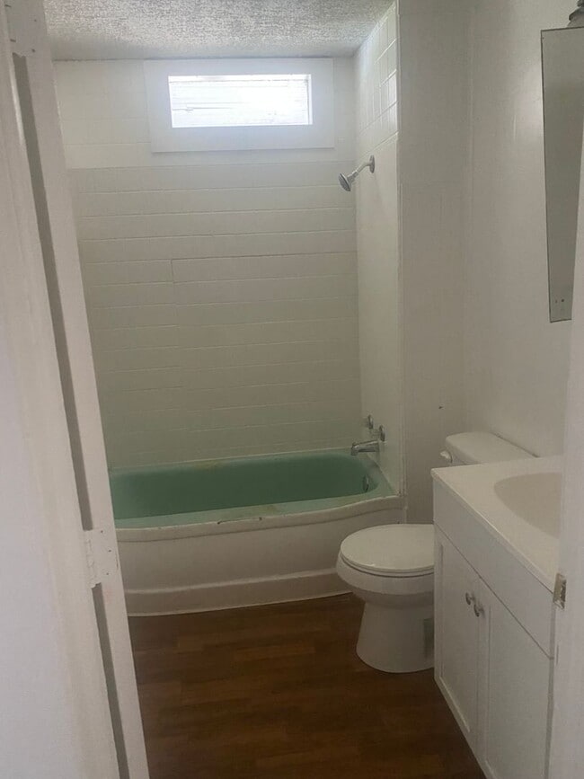 Photo - 126 Ensley St Apartment