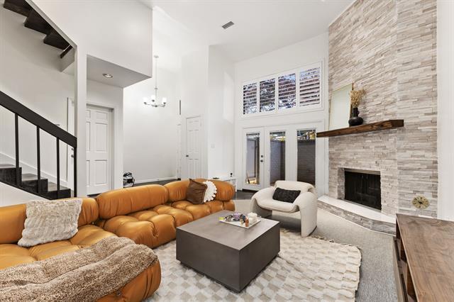 Foto principal - 3618 Gillespie St