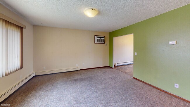 Foto del edificio - 3 br, 1 bath Duplex - 202 4th Ave SW Upper...