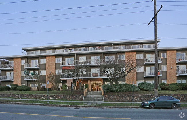 Building Photo - Panorama Court