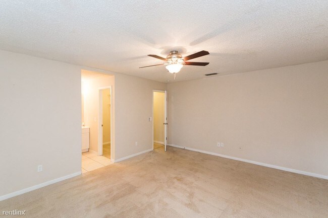 Building Photo - 3 br, 2 bath House - 3829 N Mandarin Woods Dr