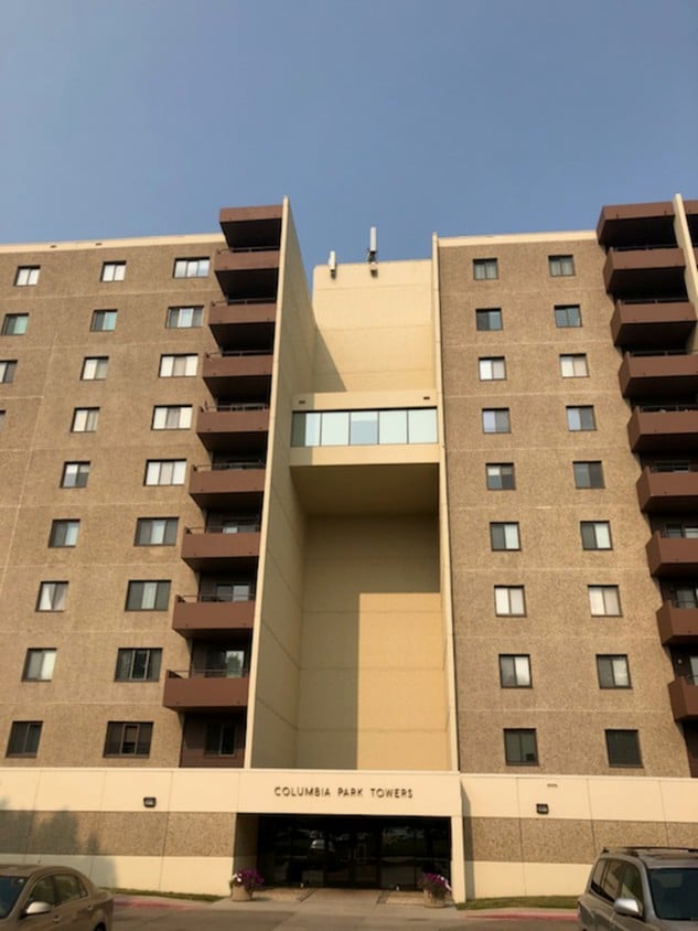 2200 S 29th St, Grand Forks, ND 58201 Condo for Rent in Grand Forks