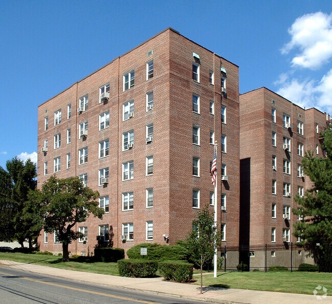 Trinity Co-Operative Apts