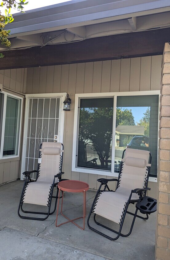 Primary Photo - 5903 Moss Creek Cir