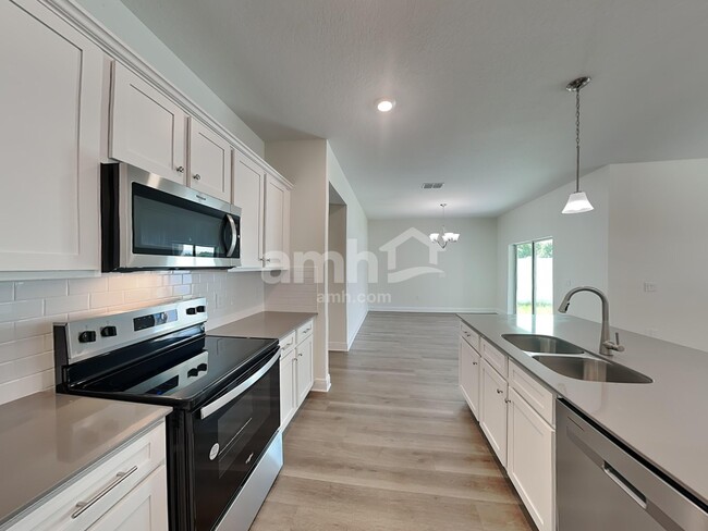 Building Photo - 1104 Heavenly Dr