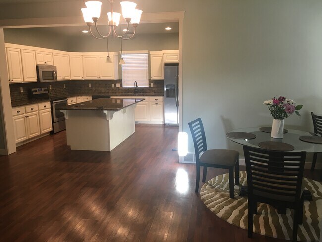 Foto del edificio - 7716 S San Savino Way