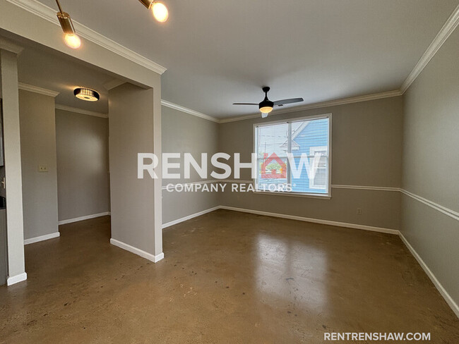 Building Photo - 226 Looney Ave